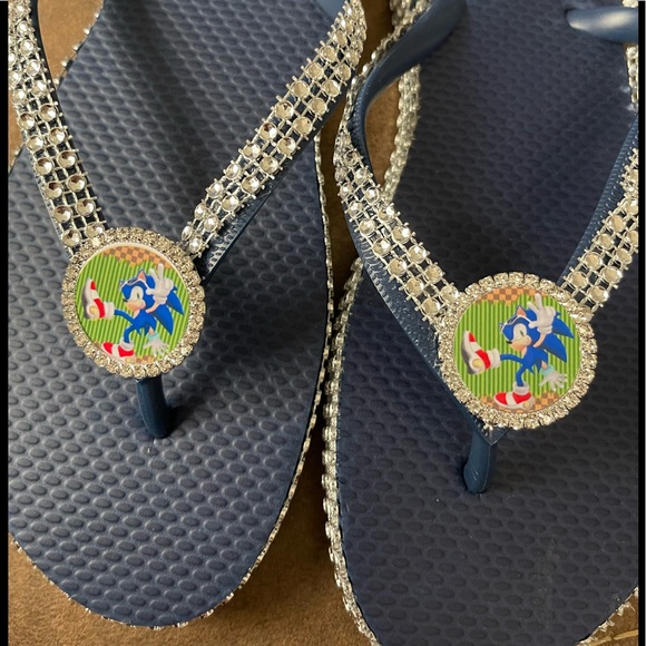Sonic flip flops - Picture 1 of 1